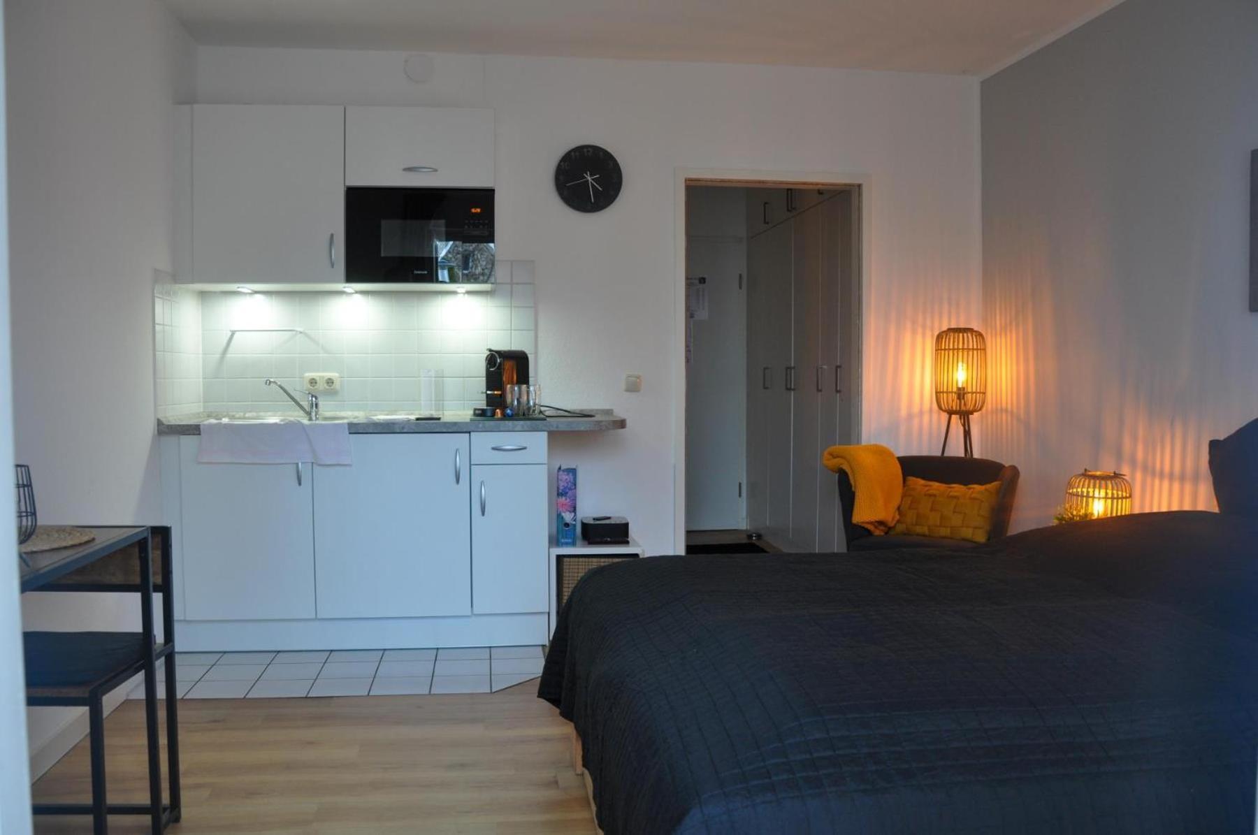 Strandhotel 1 Laboe Esterno foto