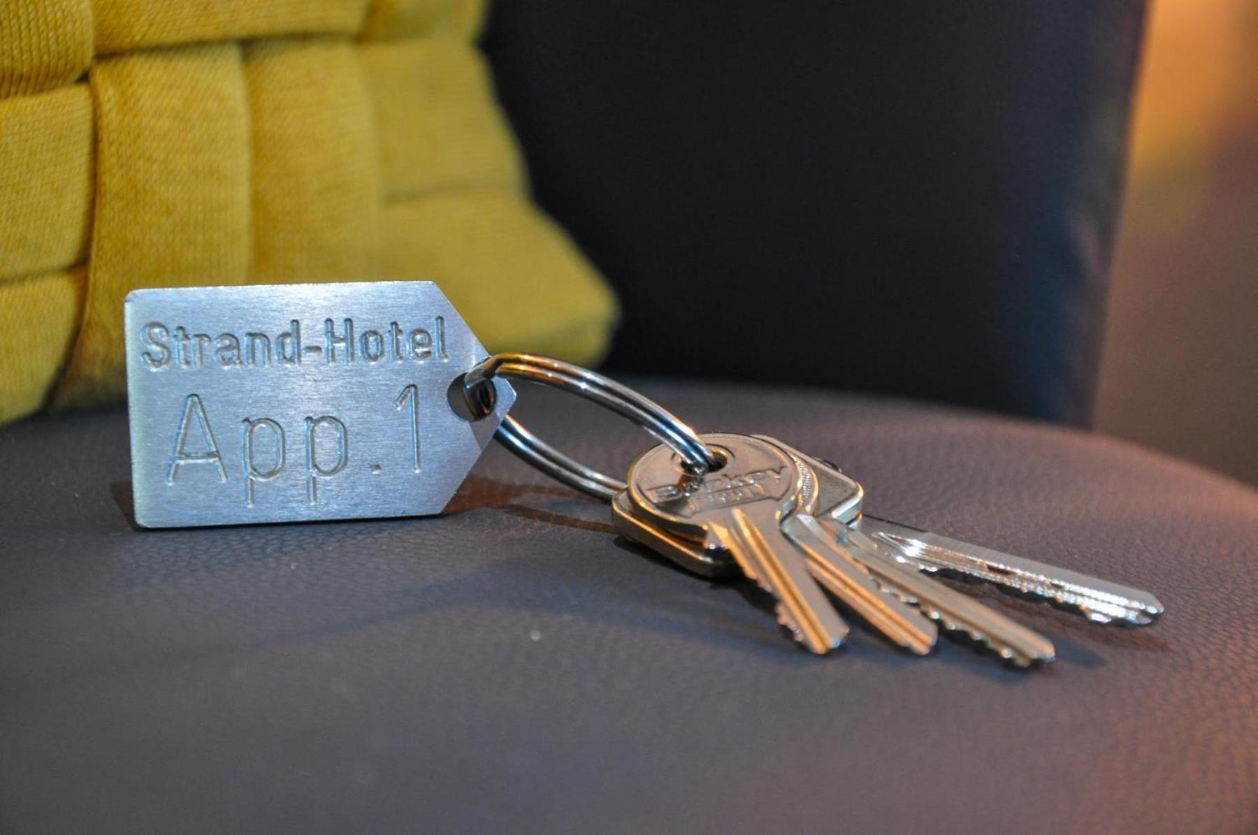 Strandhotel 1 Laboe Esterno foto
